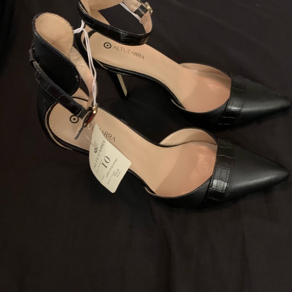 Altuzarra x Target Heels - size 10 - Picture 5 of 10